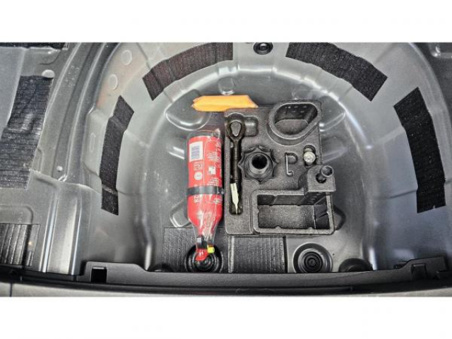 VOLKSWAGEN POLO Life Plus 1.0 TSI 95cv + Climatisation Automatique + Camera de recul