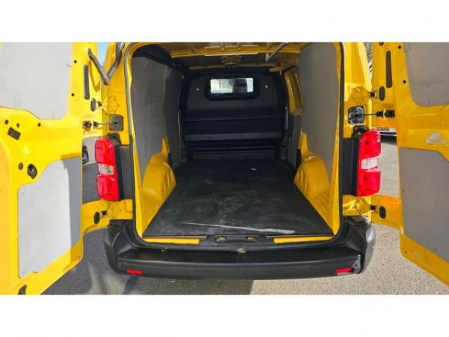 OPEL VIVARO L3H1 2.0 HDi 145cv EAT8 + 3 Places + Camera de Recul + Antibrouillard + Pack GPS + TVA RECUPERABLE
