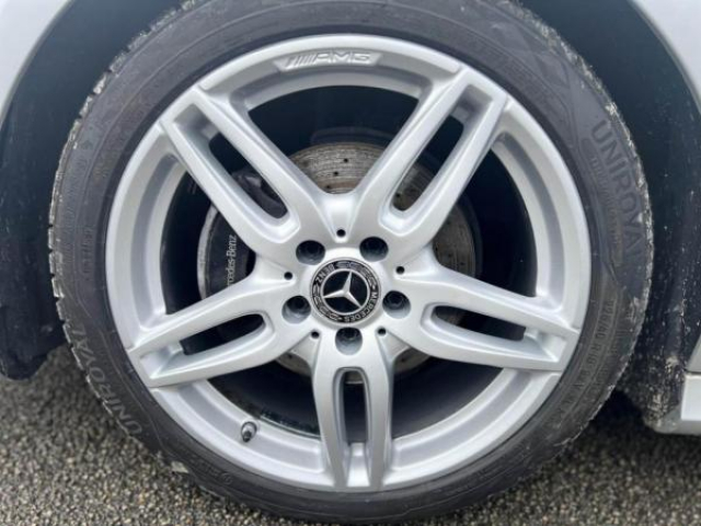 MERCEDES CLA SHOOTING BRAKE CLA 200D 136cv BV7G-DCT + Integration Smartphone + SimiliCuir