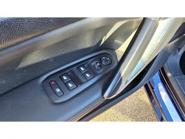 PEUGEOT 308 SW Tech Edition 1.5 BlueHDi 130cv + Attelage + Roue de Secours
