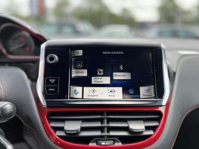 PEUGEOT 208 1.6 THP - 200  GTi