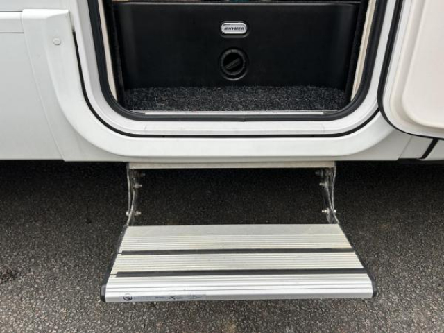 HYMER ML-T HYMER 570 4x4 V6 3.0l 419 CDi 190 CV BVA 7G-TRONIC TVA RECUPERABLE