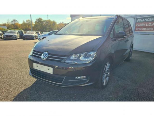 VOLKSWAGEN SHARAN Lounge 2.0TDI 150cv DSG 7pl+Cuir+Toit Pano+Camera+Xenon+Portes electriques+JA18+Alarme