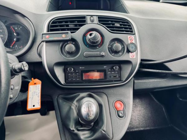 RENAULT GRAND KANGOO Confort 1.5 Energy dCi 95cv TVA RECUPERABLE + Radar de Recul + Roue de secours