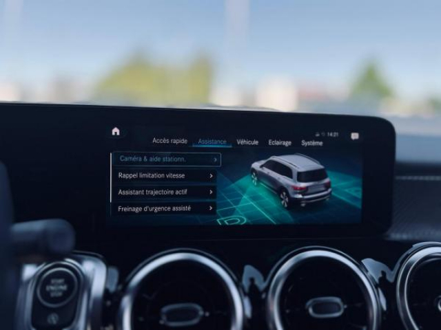 MERCEDES GLB AMG Line 200d 8G-DCT 150cv + 7 PLACES