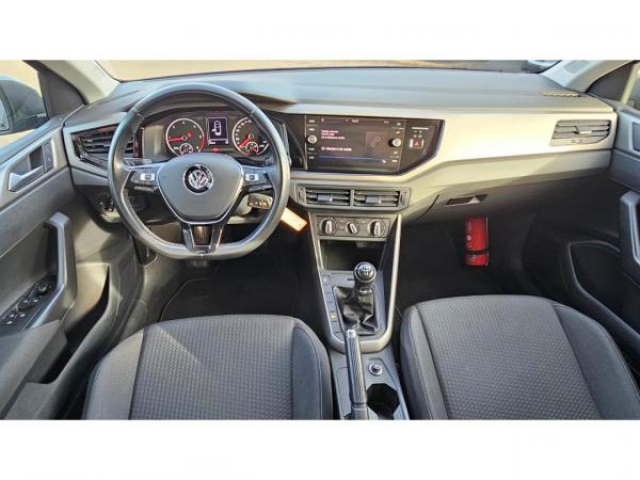 VOLKSWAGEN POLO Comfortline 1.6 TDI 95cv + Régulateur de vitesse ACC + Discover Media + Roue de Secours