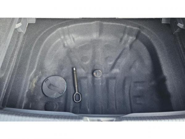 VOLKSWAGEN GOLF Life 2.0 TDI 116cv + Camera de Recul + Travel Assist + Keyless + Alarme + Dicover Pro + JA17