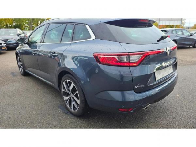 RENAULT Megane Estate Intens 1.5 BluedCi 115cv EDC + Bose + Toit pano + Attelage + Camera + Affichage tête haute