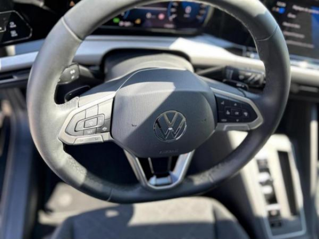 VOLKSWAGEN GOLF Life 1.0 eTSI 110cv DSG7 Inclus DISCOVER MEDIA