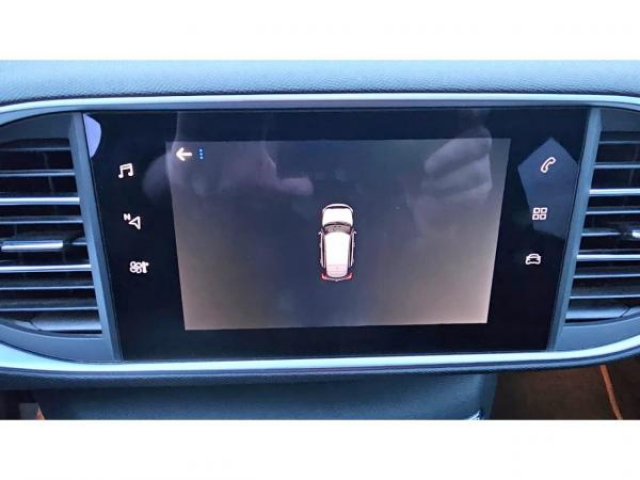 PEUGEOT 308 GT Pack 1.5 BlueHDi 130cv + Toit pano + Attelage + Pack Side Security + Roue de Secours