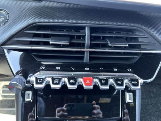 PEUGEOT 208 GT 130cv EAT8 + NEUF 0KM