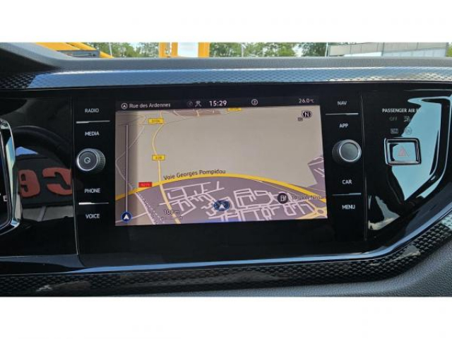 VOLKSWAGEN POLO Life 1.0 TSI 95cv + Climatisation automatique + Vitres arrière surteintées