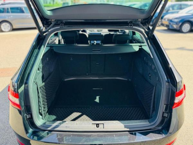 SKODA SUPERB Style 2.0 TDI 150cv DSG7+Toit pano+Sound CANTON+Sièges av/ar chauff+Attelage Elec