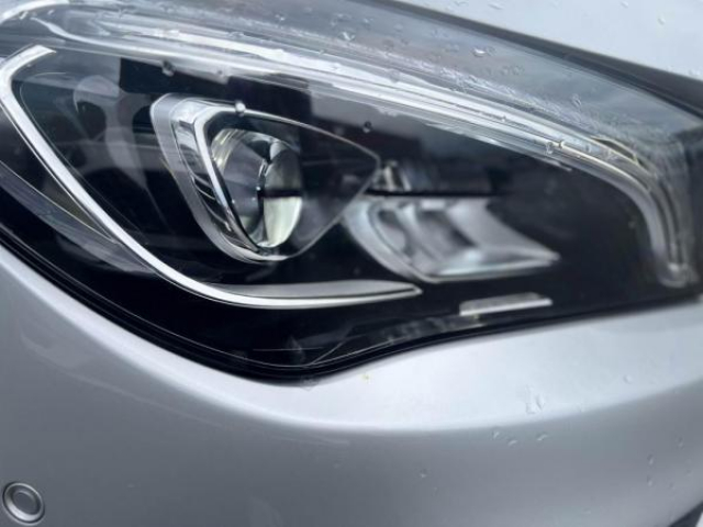 MERCEDES CLA SHOOTING BRAKE CLA 200D 136cv BV7G-DCT + Integration Smartphone + SimiliCuir