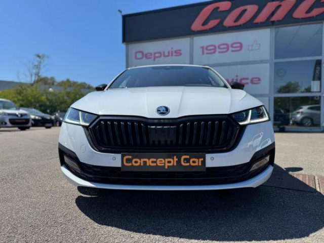 SKODA Octavia combi Style 2.0 TDI 150cv DSG7 + Attelage