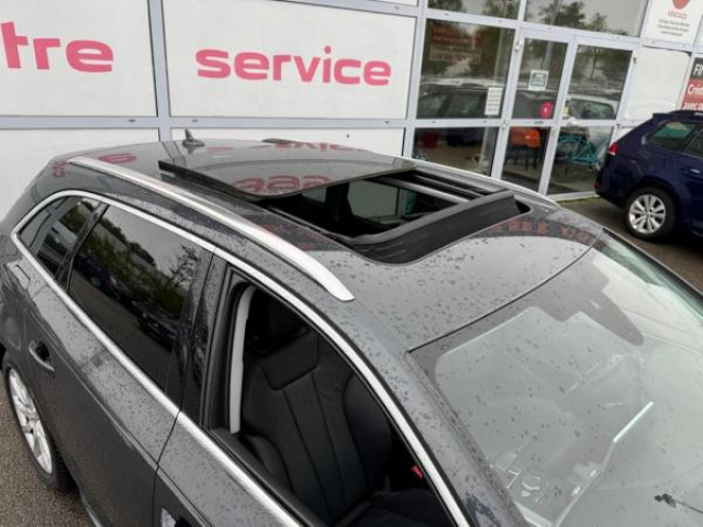 AUDI A4 AVANT S line 2.0 TDI 150cv S-tronic + TOIT PANO + Bang & Olufsen + CAMERA DE RECUL + ATTELAGE ELEC