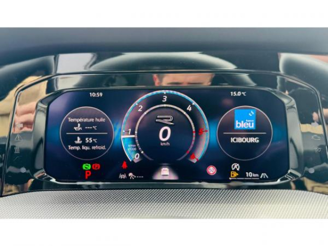 VOLKSWAGEN GOLF R-Line 2.0 TDI 150cv DSG7 + Toit panoramique + JA18 YORK + Pack Hiver + NEUF 0KM