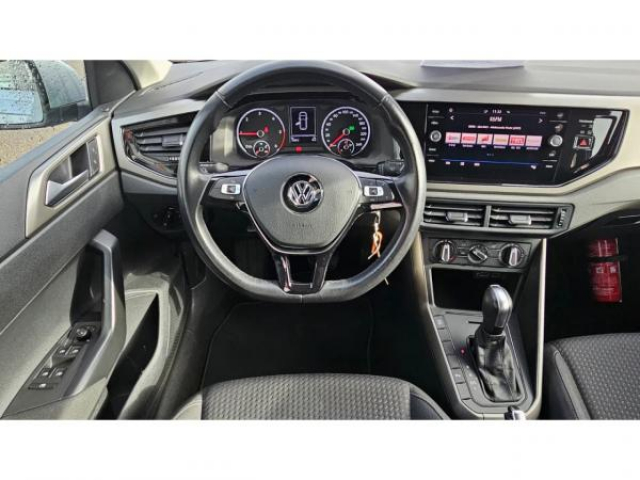VOLKSWAGEN POLO Confortline 1.6 TDI 95cv DSG7 + Radar AV et AR + Détecteur Angle mort + Antibrouillard AV