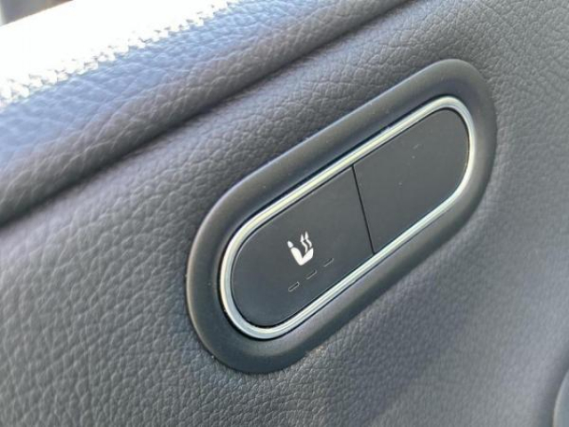 MERCEDES CLASSE A Business Line 2L 180D  8G-DCT + CAMERA DE RECUL
