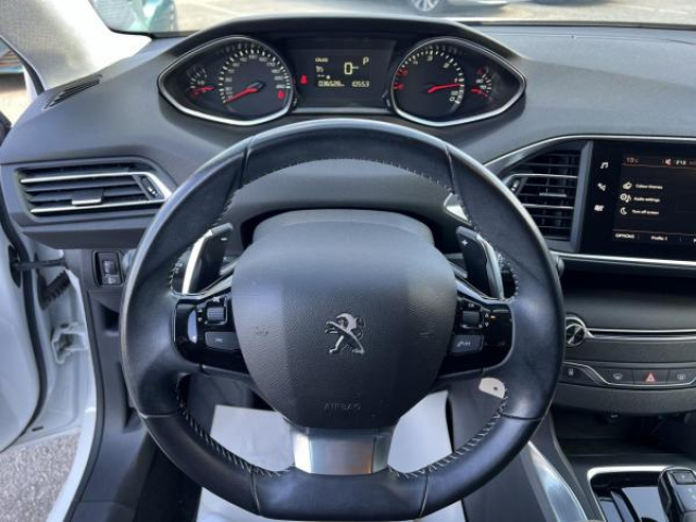 PEUGEOT 308 SW Active 1.5 BlueHDi 130cv EAT6 + Navigation 3D + Antibrouillard + Radars AV