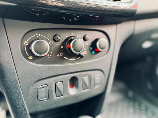 DACIA LOGAN Lauréate 1.5 Blue dCi 75cv + ROUE DE SECOURS