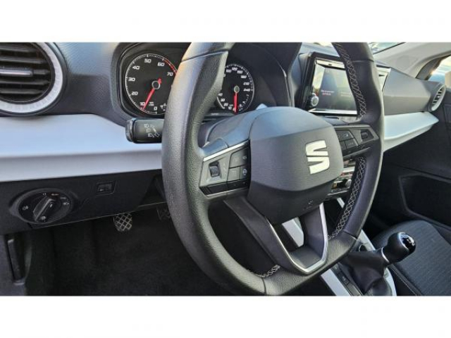 SEAT ARONA MOVE 1.0 TSI 95cv + Pack Spring + Pack Vision + Sièges AV Chauffants