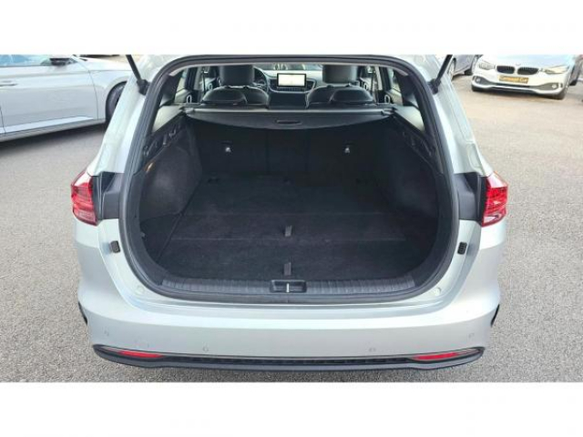 KIA CEE D SPORTSWAGON 1.6 CRDi MHEV 136cv PULSE