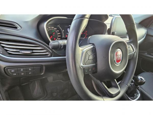 FIAT TIPO Easy 1.4i 95cv