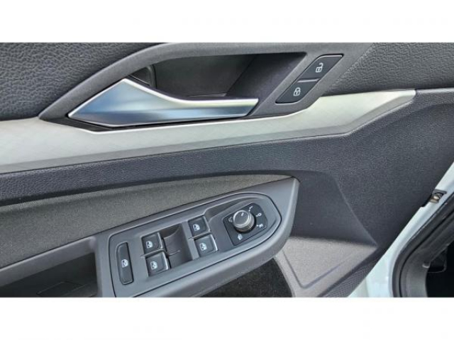 VOLKSWAGEN GOLF Life 2.0 TDI 116cv + Camera de Recul + Travel Assist + Keyless + Alarme + Dicover Pro + JA17