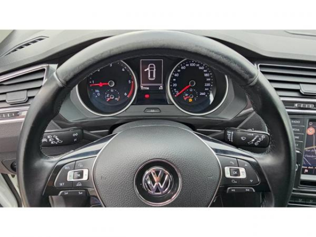 VOLKSWAGEN TIGUAN Trendline 2.0 TDI 150cv + Park Pilot + Climatisation automatique + Discover Media