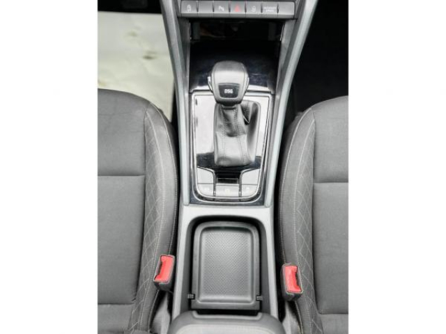 SKODA KAROQ Ambition 1.6 TDI 116cv DSG7 + Régulateur adaptatif + Sound system Canton + Virtual Cockpit