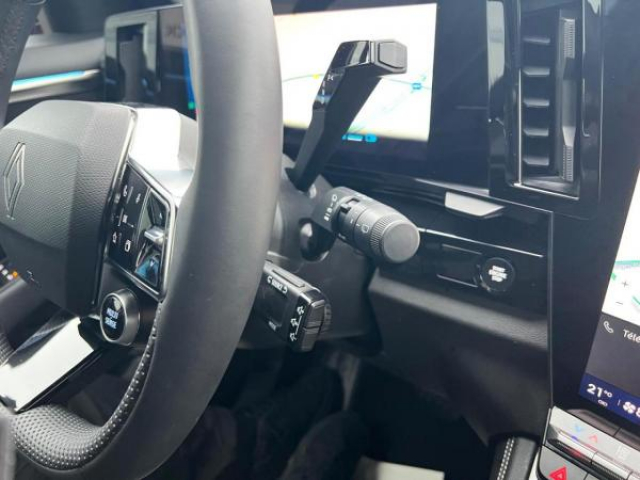 RENAULT AUSTRAL TECHNO Full Hybride E-Tech 200cv BVA + Pack Safety + Pack Camera 360 + Toit Panoramique