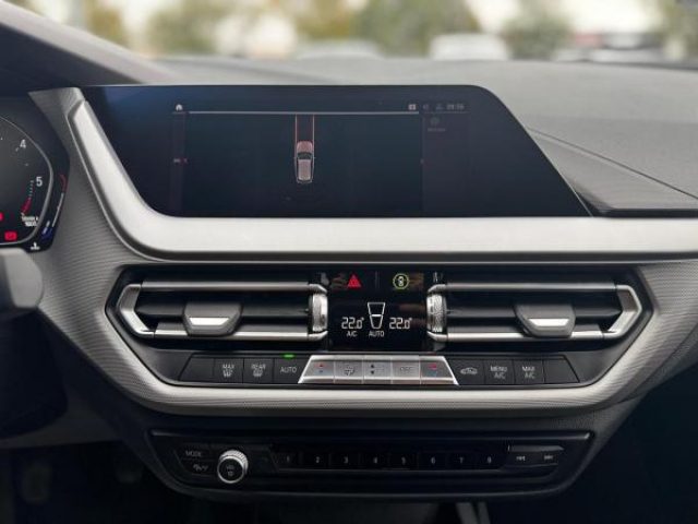 BMW SERIE 1 Advantage Pack Business 116d + Navigation Pro