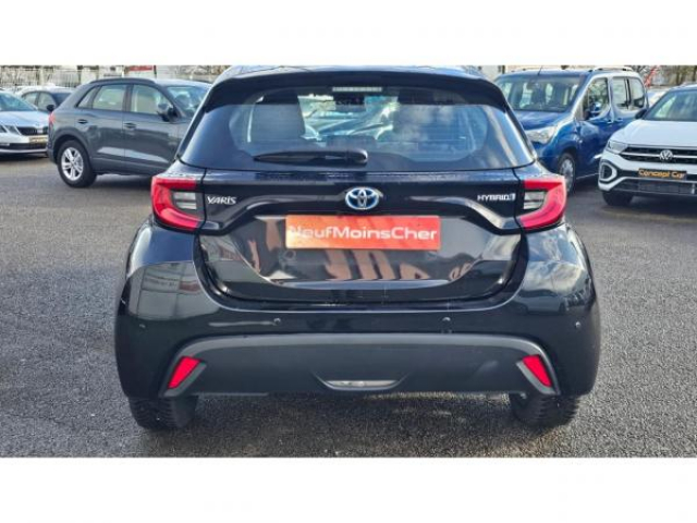 TOYOTA YARIS Design Hybrid 1.5L 116cv BVA e-CVT 1ere Main