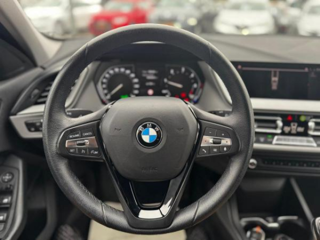 BMW SERIE 1 Advantage Pack Business 116d + Navigation Pro