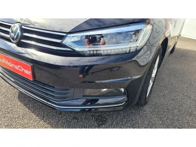 VOLKSWAGEN TOURAN Trendline 1.6 TDI 115cv 7places + Toit Pano + Attelage + ACC + Camera de Recul + Clim Auto