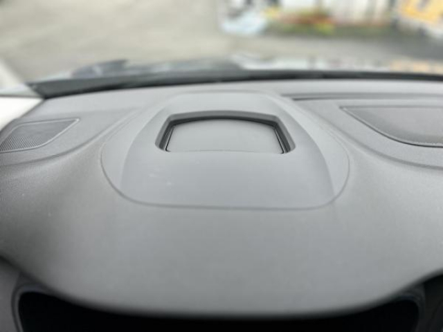 RENAULT Megane Estate Intens 1.5 Blue dCi 115cv + Bose Sound System + Pack Cuir + Easy Parking