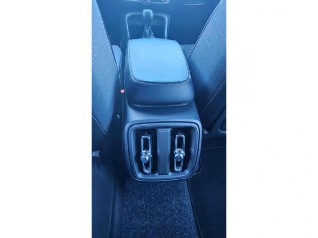 VOLVO XC40 Momentum D3 150cv + Camera de recul + Navigation + Systeme audio