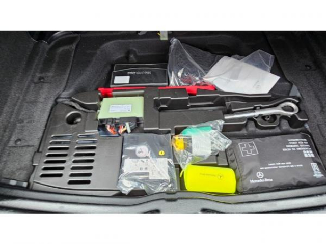 MERCEDES CLASSE B Business Line 180d 7G-DCT + Intégration smartphone + Sièges avant Chauffants