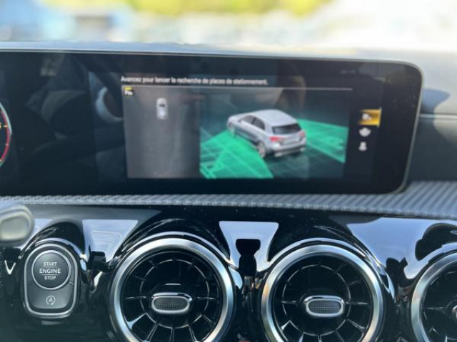 MERCEDES CLASSE A Business Line 2L 180D  8G-DCT + CAMERA DE RECUL