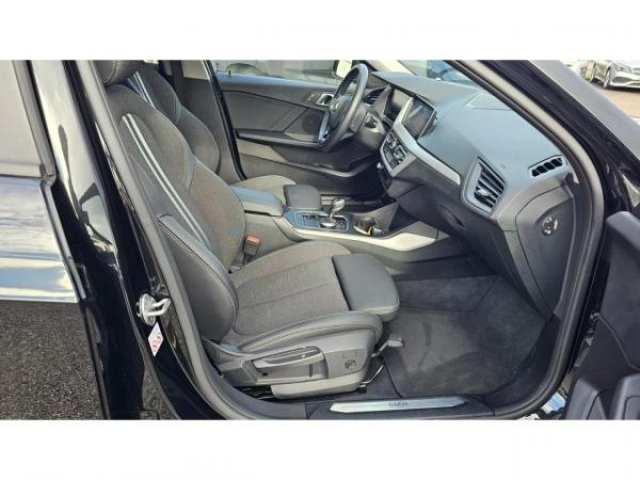 BMW SERIE 1 Advantage 116dA +Digital cockpit pro + Vitre AR teinte + Radar AV et AR + Regulateur + Ja16