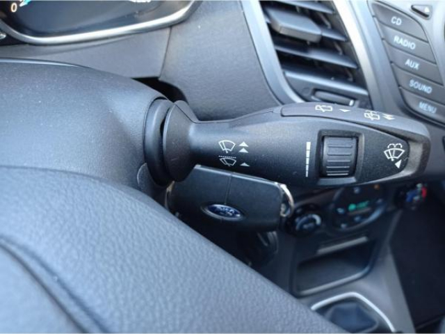 FORD FIESTA Trend 1.25i 82cv