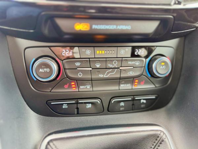 FORD TRANSIT CONNECT/TOURNEO CONNECT GRAND TOURNEO CONNECT Titanium 1.5 EcoBlue 120cv 7 Places + Camera de Recul + Radar AV/AR