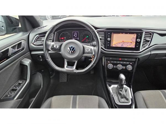 VOLKSWAGEN T-ROC STYLE 2.0 TDI 150cv DSG7 Black Style + Attelage + Camera de recul + Hayon elec + Navigation + JA18