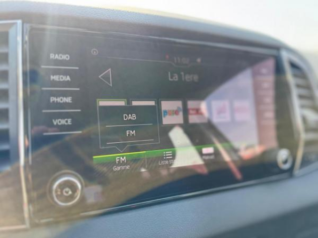 SKODA KAROQ Ambition 1.6 TDI 116cv + Caméra de recul + Sièges avant chauffants
