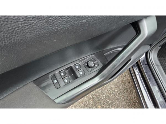 VOLKSWAGEN POLO LIFE 1.0 TSI 95cv DSG7 + Digital Cockpit Pro + Clim Auto + Camera de Recul