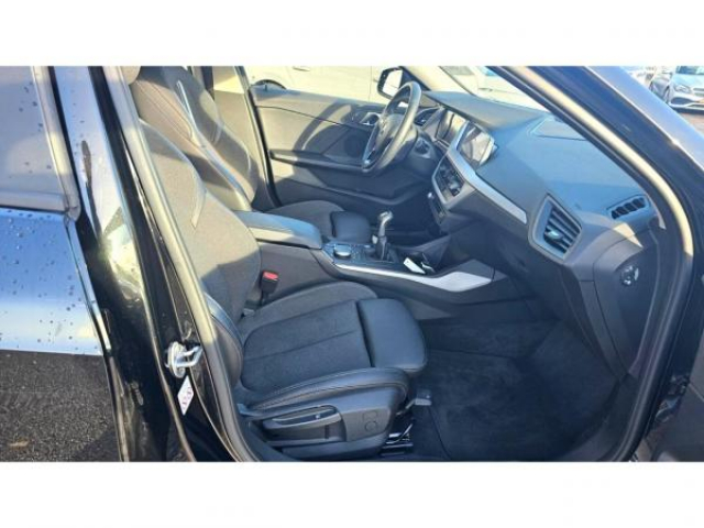 BMW SERIE 1 Advantage Pack Business 116d + Toit ouvrant + Navigation Pro + HIFI + Sièges av chauffants