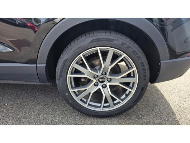AUDI Q3 Business 35 TDI 150cv S-tronic + Audi smartphone interface + Hayon electrique + JA 19