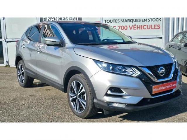 NISSAN QASHQAI 4x4 N-Connecta Intelligent 1.7 dCi 150cv inclus Camera 360 + Attelage