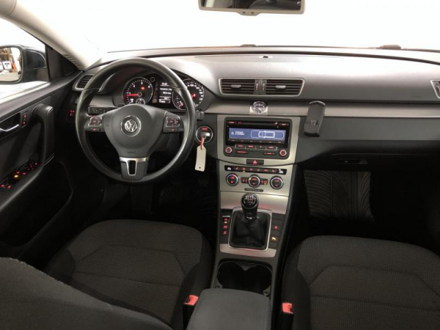 VOLKSWAGEN Passat SW Confortline 1.6TDI 105cv SW